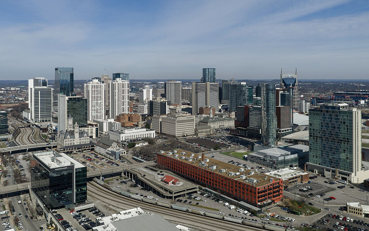 Local photograph of Nashville, TN